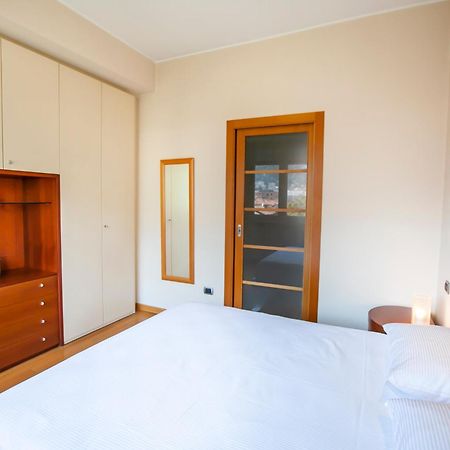 Skyline Apartment Como Luaran gambar