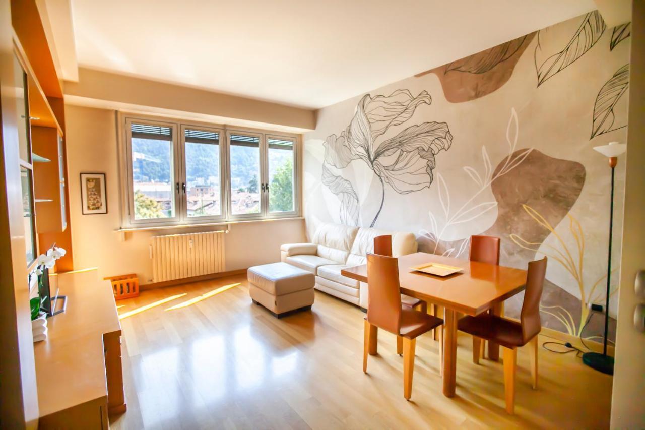 Skyline Apartment Como Luaran gambar