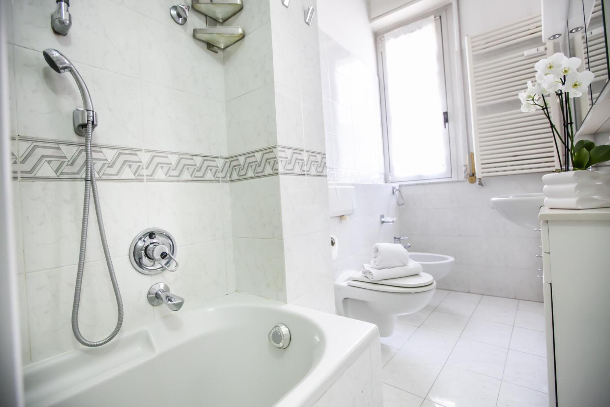 Skyline Apartment Como Luaran gambar