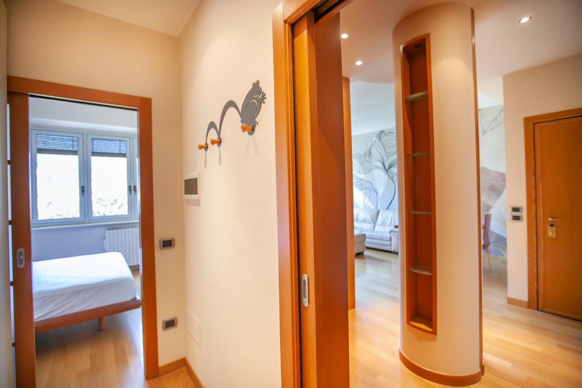 Skyline Apartment Como Luaran gambar